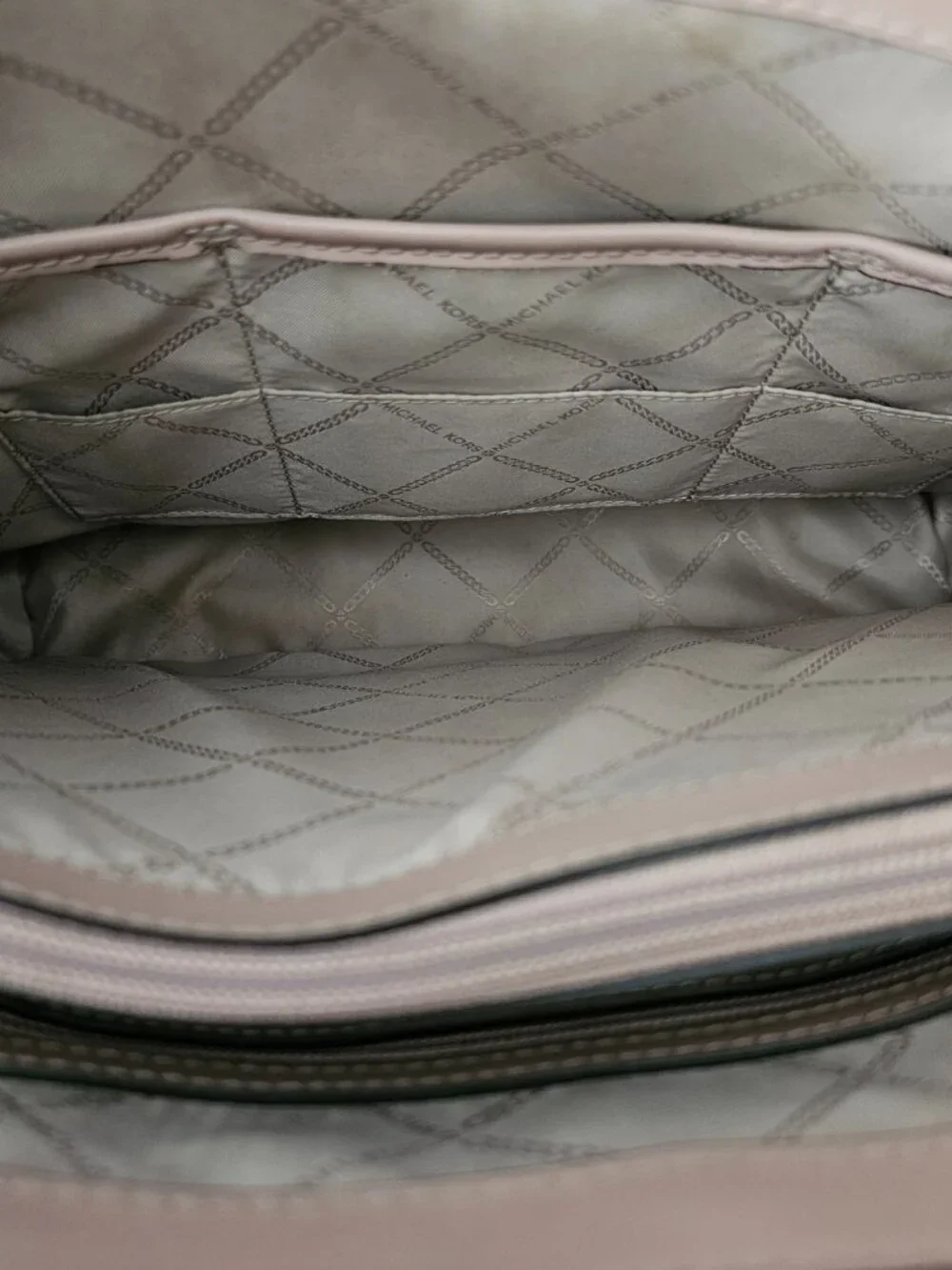 Michael Kors Voyager Large Colorblock Metallic Tote bag COA Powder Blush Pink